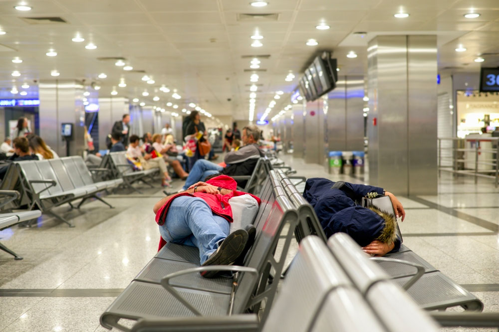 Dormir dans un aéroport pendant une escale