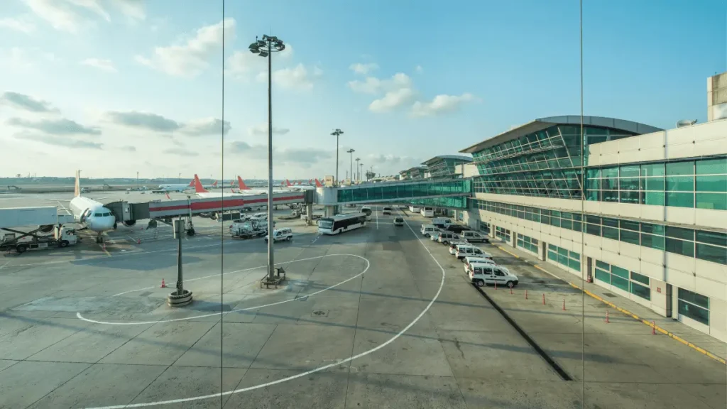 aeroport LaGuardia New York terminal LGA transfert Manhattan avions